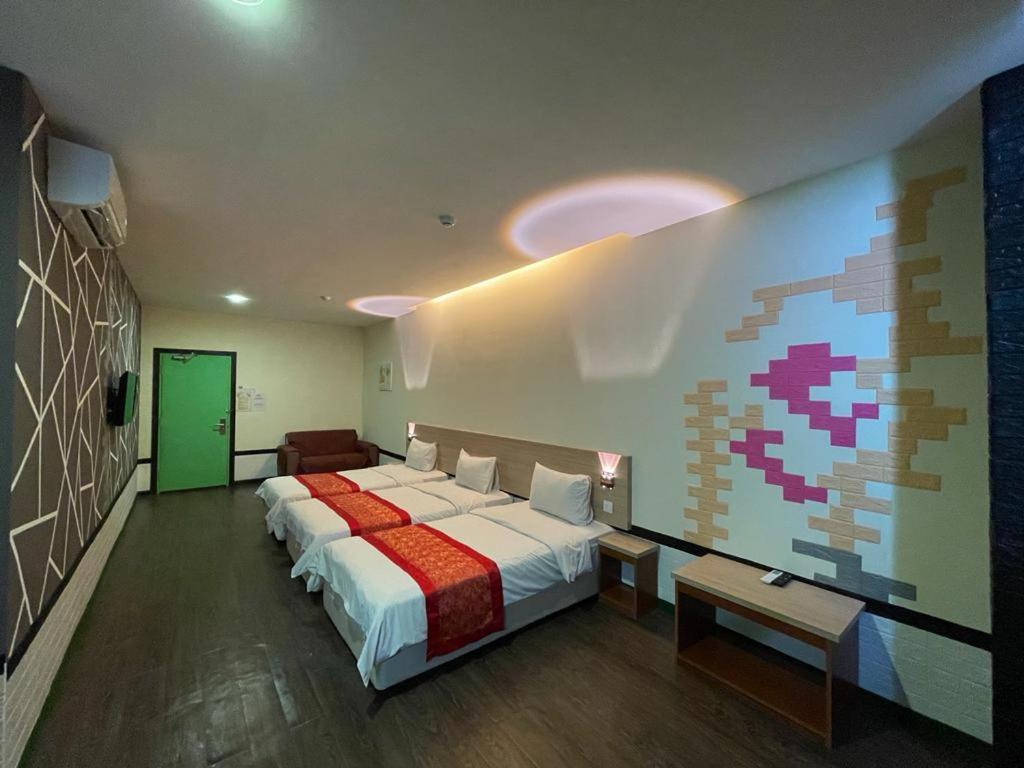 N&L Hotel Kuala Terengganu Bagian luar foto