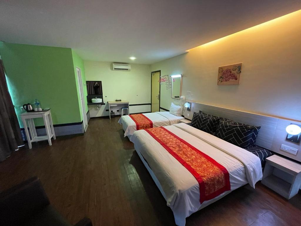 N&L Hotel Kuala Terengganu Bagian luar foto